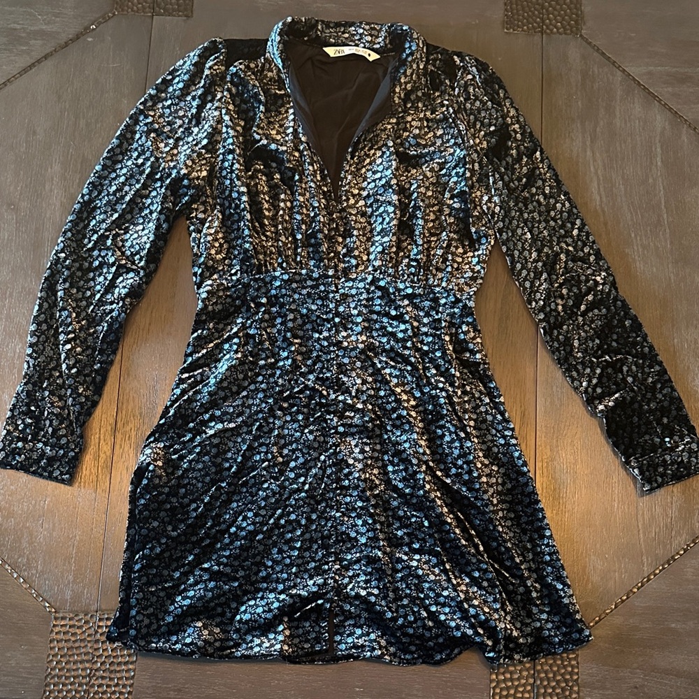 Zara Black and Blue Long Sleeve Dress